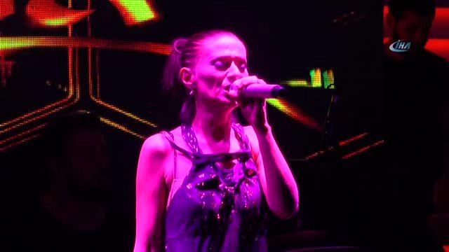 Bodrum'da Yıldız Tilbe İzdihamı