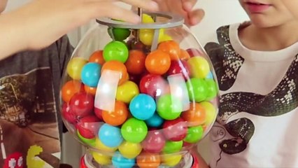 SWAN LE MAGICIEN & LES MACHINES À CHEWING GUM Ça tourne mal pour Néo ! 