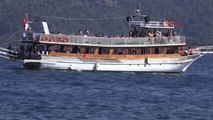 Marmaris Koylarını Marşlar Eşliğinde Geziyorlar