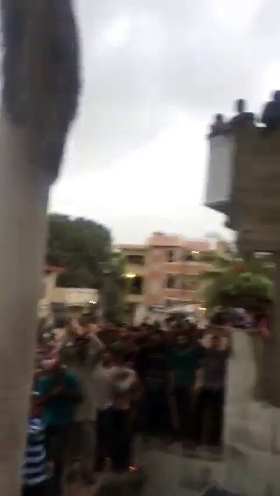 Captain Of Pakistan Sarfaraz Ahmed Singing Mouqa Mouqa .