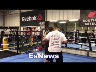 Robert Garcia & Mikey Garcia Watching Adrien Broner Fight EsNews Boxing