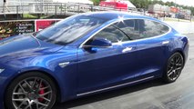 Tesla vs Lamborghini Huracan 1 4 Mile Drag Racing Battle Who is faster