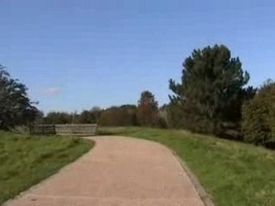 En  Vélo dans Le Parc de  La Courneuve