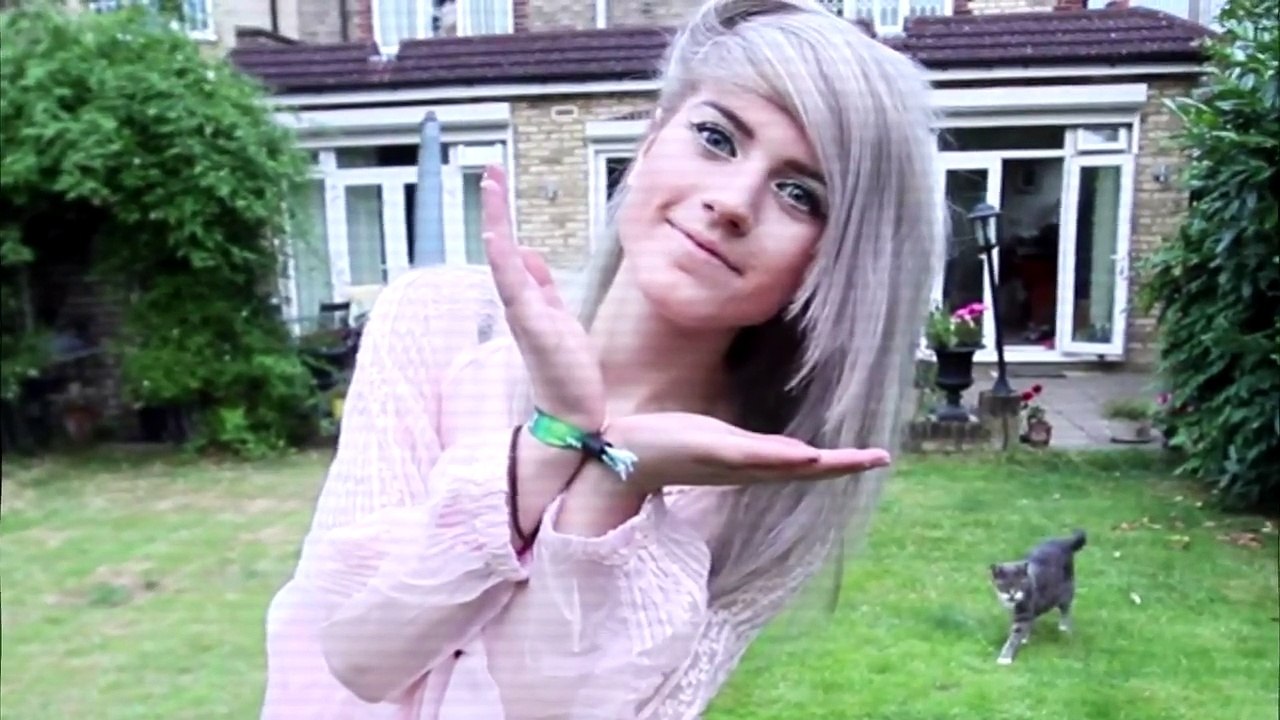 NO Creerás lo que Apareció en el Video de esta YouTuber