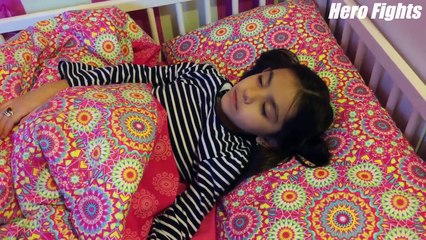 Сrying Babies! Accident! Bad Baby Playing Doctor & Learn Colors With bandage / Family Fun