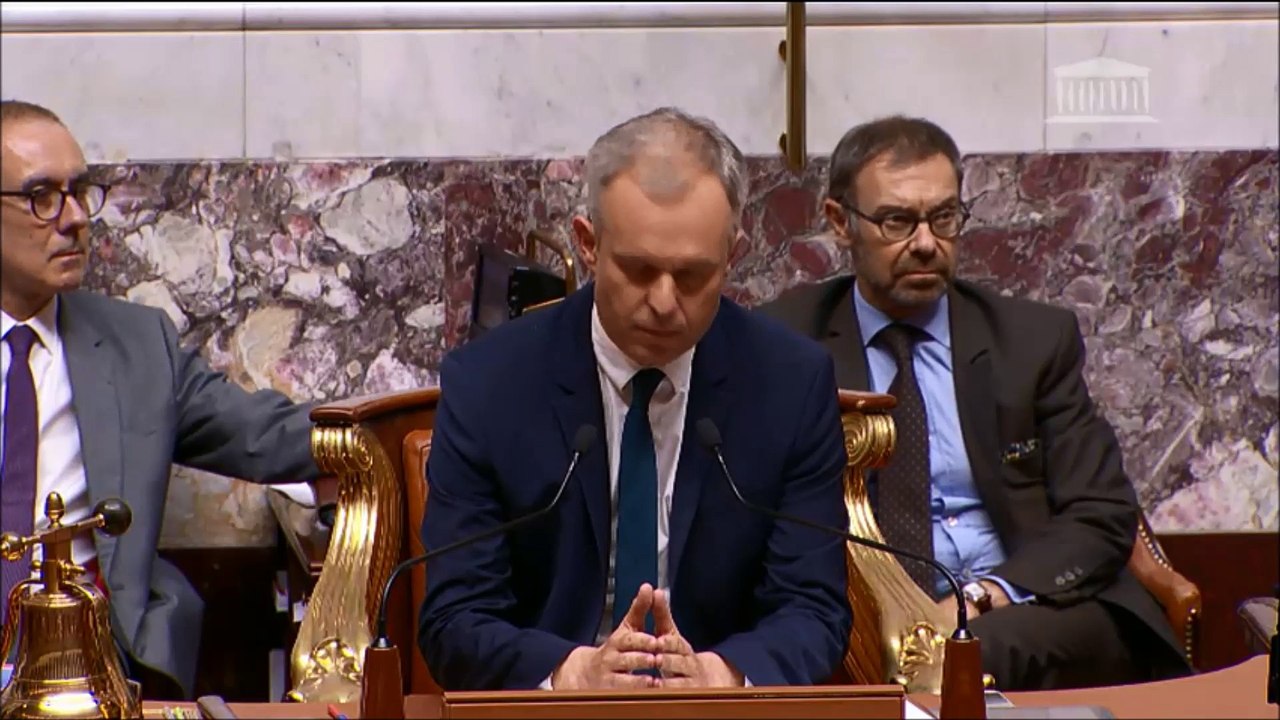 Séance houleuse à l'Assemblée : Jean Lassalle tente un coup de théâtre