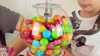 SWAN LE MAGICIEN & LES MACHINES À CHEWING GUM Ça tourne mal pour Néo ! 