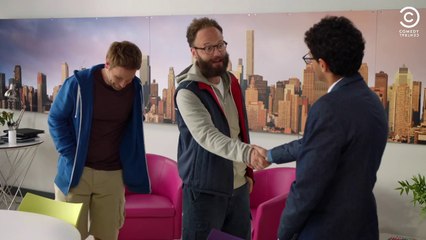 I Live With Models Season 2 - The Hand Shot-nIIcsSVRVMw