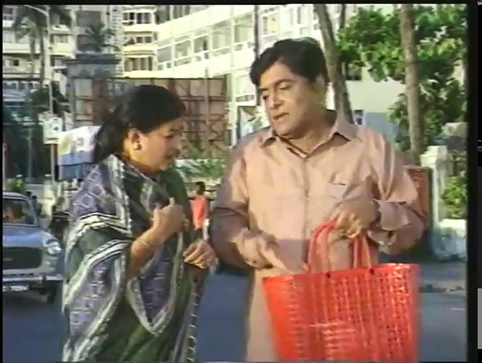 WAGLE KI DUNIYA - Police Station (Shahrukh Khan)