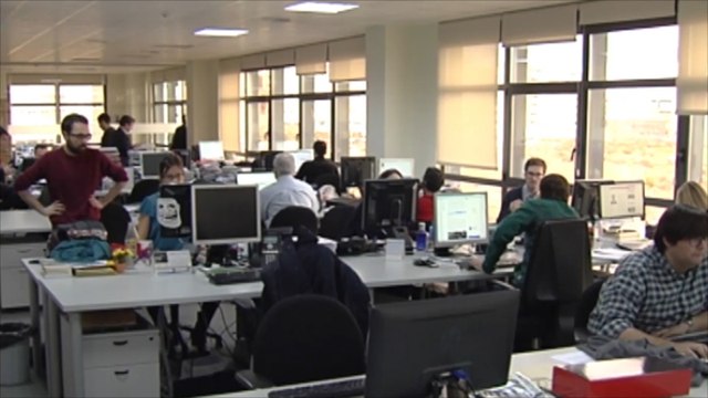 تضامن إعلامي إسباني غير مسبوق مع الجزيرة