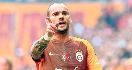 Galatasaray'dan Sneijder'in Menajerine: Fener'e Gitmeyecekse Bonservisini Veririz