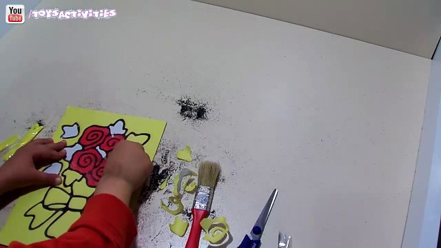 4 Year old Child's Sand Painting Flowers Bouquet,Animated cartoons movies 2017