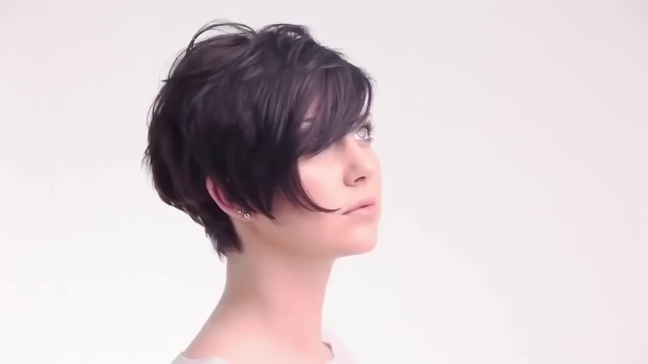 Technique parfaite de coupe courte femme