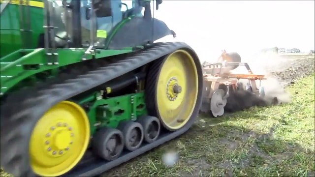 John Deere 8335 RT & Fendt 939 Vario