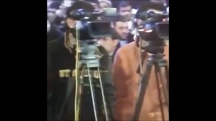 لطیف پدرام از پشتونها می خواهد که باید دری یاد بگیرند