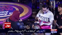 Aamir Liaquat catches a participant cheating