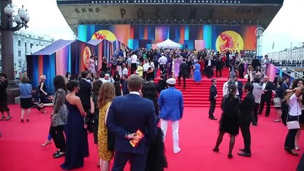 Sarı Sıcak'ın Yönetmenine Rusya'dan "En Iyi Yönetmen" Ödülü - Moskova