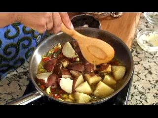 Garlic Potato Stuffed Portabello Mushroom_sd_DOWNLOAD