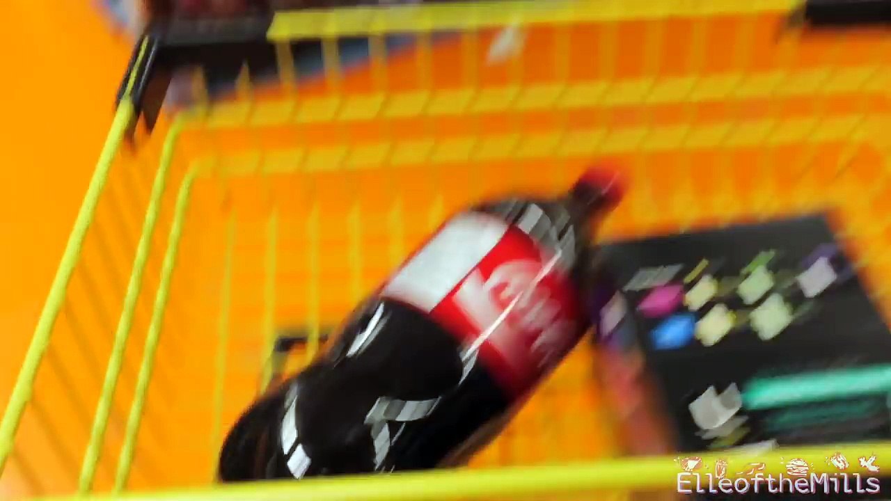 SPYING ON MY MOM - video Dailymotion