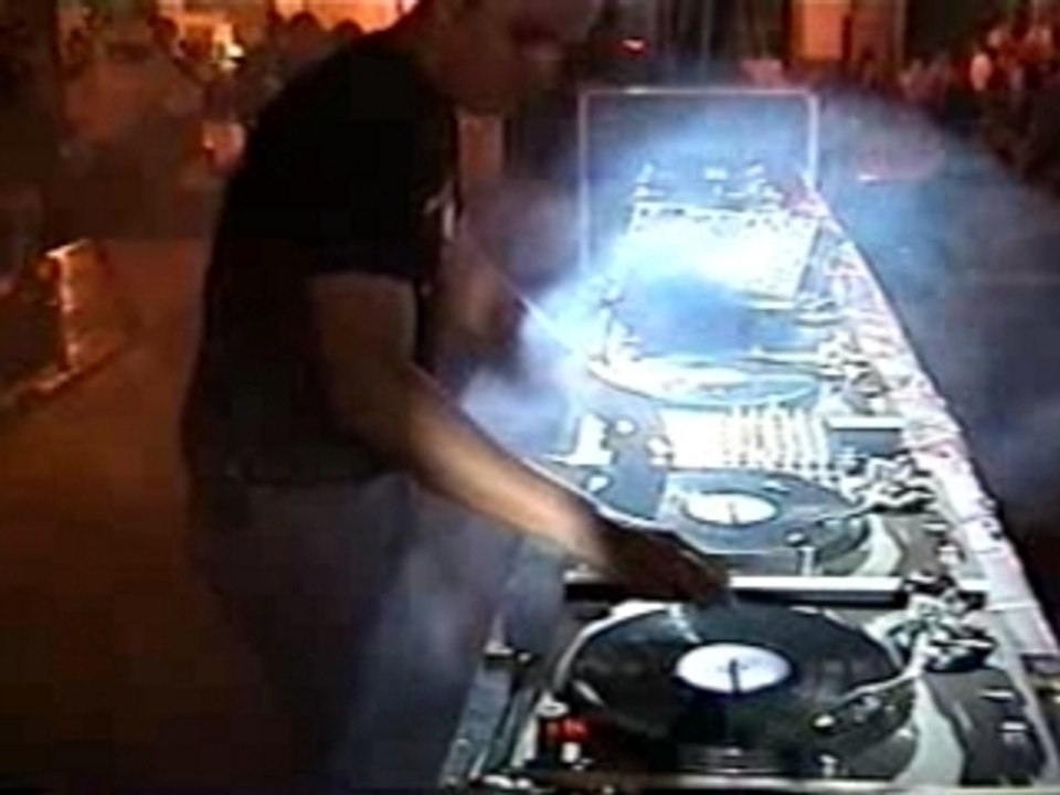 DJ Javier Perez Live @ DJCOM 2005