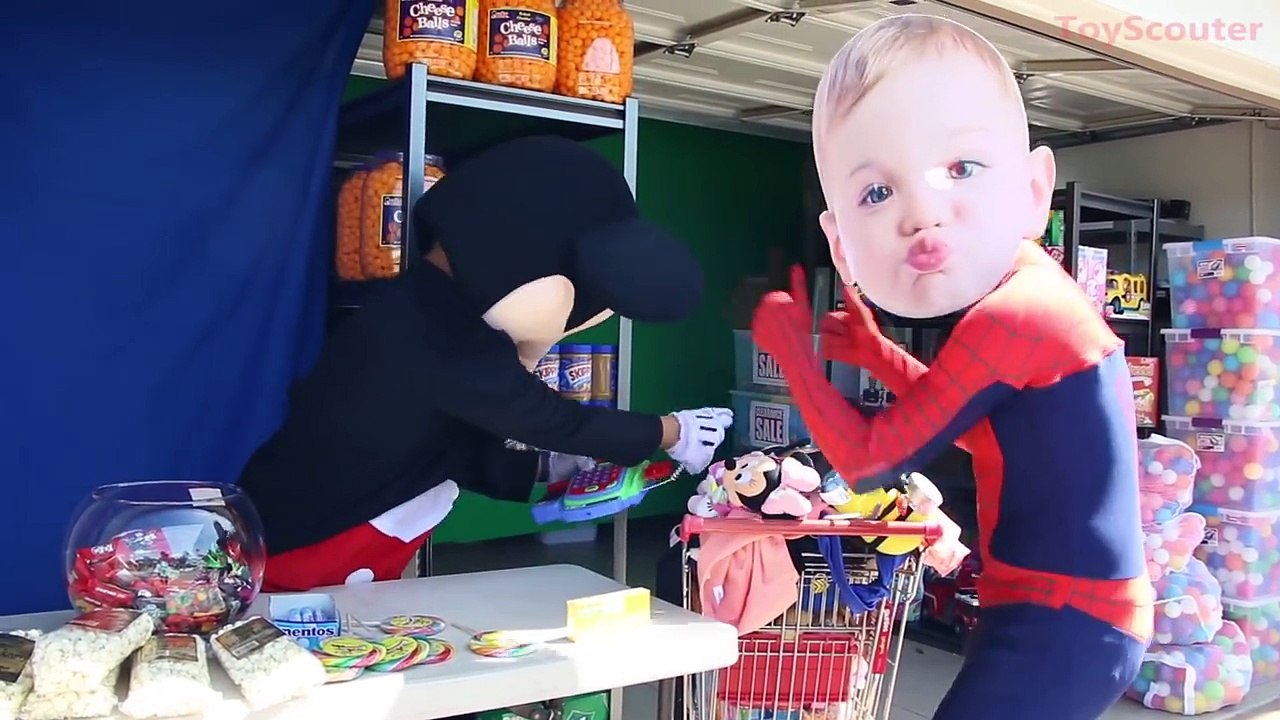 FAT SPIDERMAN Exercise & Get SKINNY! w/ Minnie Mouse & Hulk in Real Life
