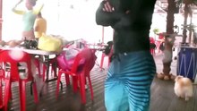 Các em Hàn mặc bikini ở Hạ Long-cHq1DszvTw4