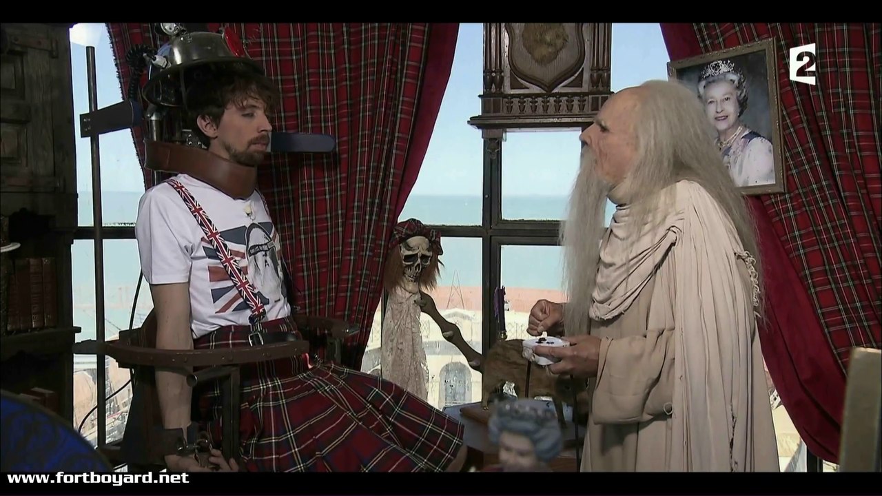 Fort Boyard 2017 : introduction de la Boyard Academy - Version Éric Fouras (Cours d'histoire du Fort)