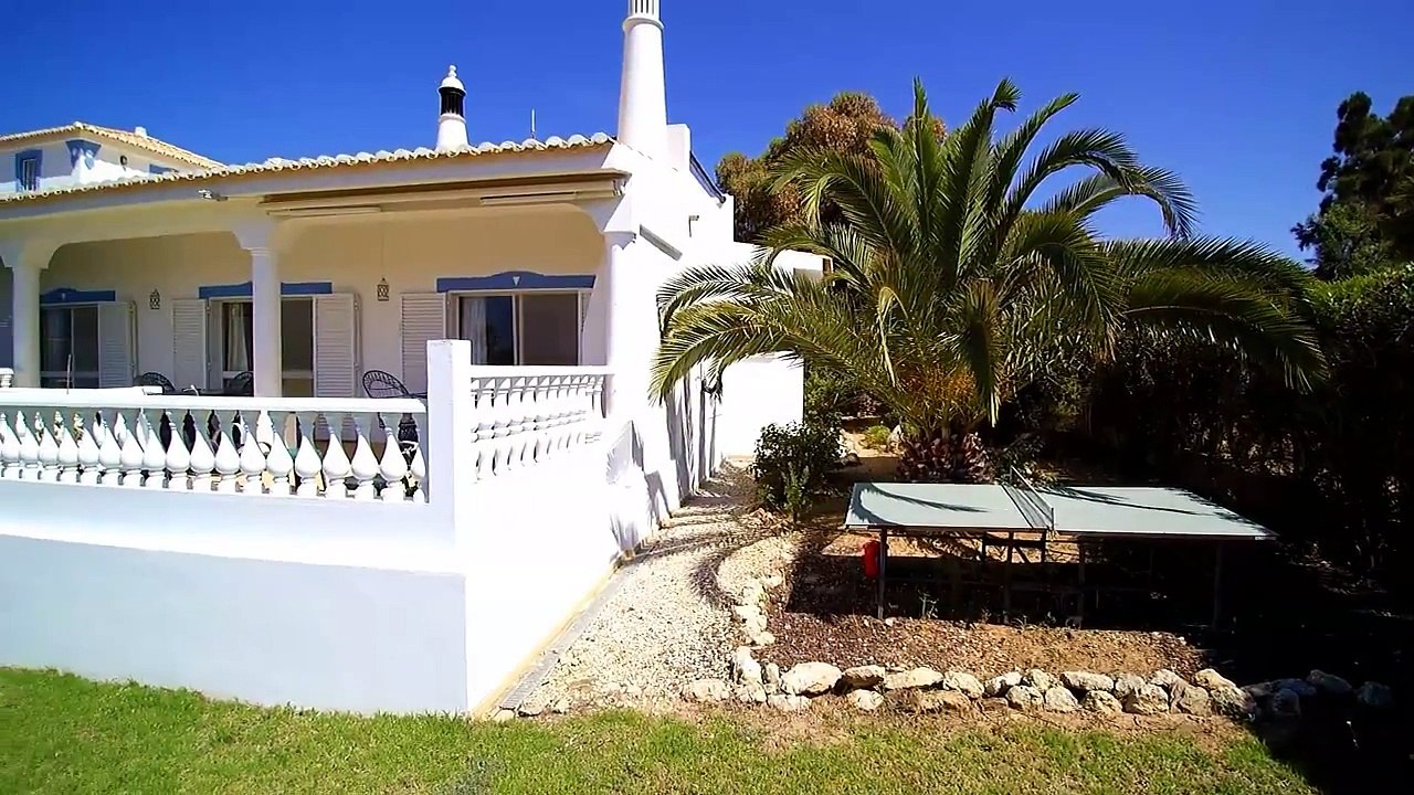 Beautiful Four Bedroom Villa Close to the Sea With Great Views for sale in Carvoeiro, Alga