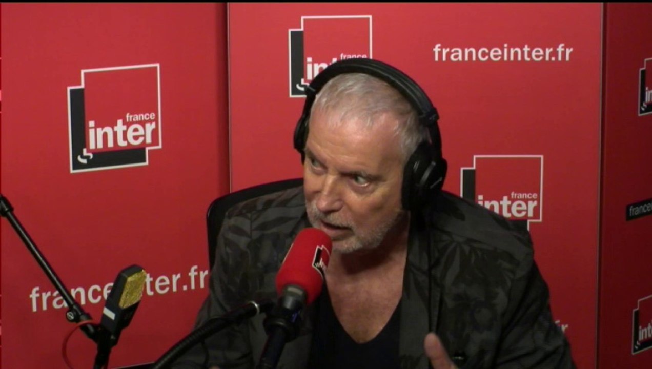 Bernard Lavilliers au micro de Patrick Cohen