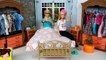 Barbie y Ken Rutina de La Noche - Ducha de Barbie, Casa de Juguete- Juguetes de Titi