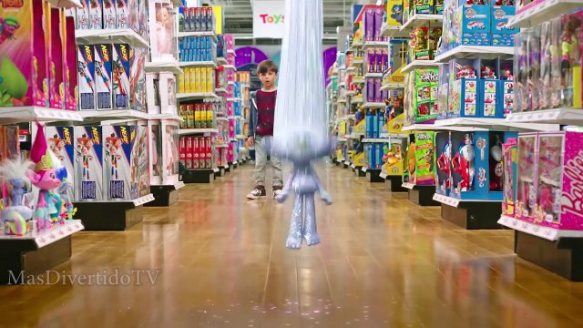 Trolls Los Mejores Comerciales de la Pelicula Trolls | MasDivertidoTV