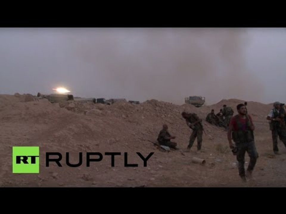 Rockets fly as Syrian army continues Raqqa assault