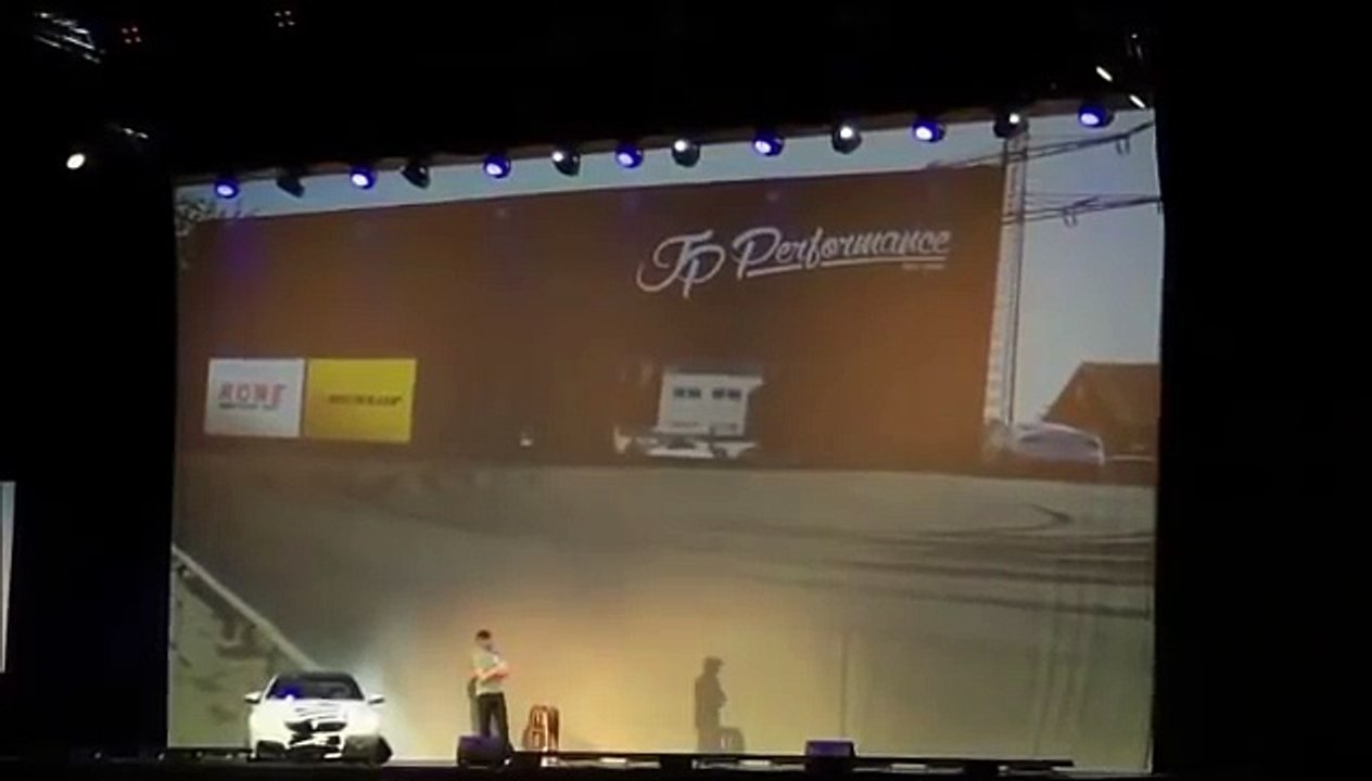 JP hält Blitzer Rekord 180 km/h zu schnell ! :D