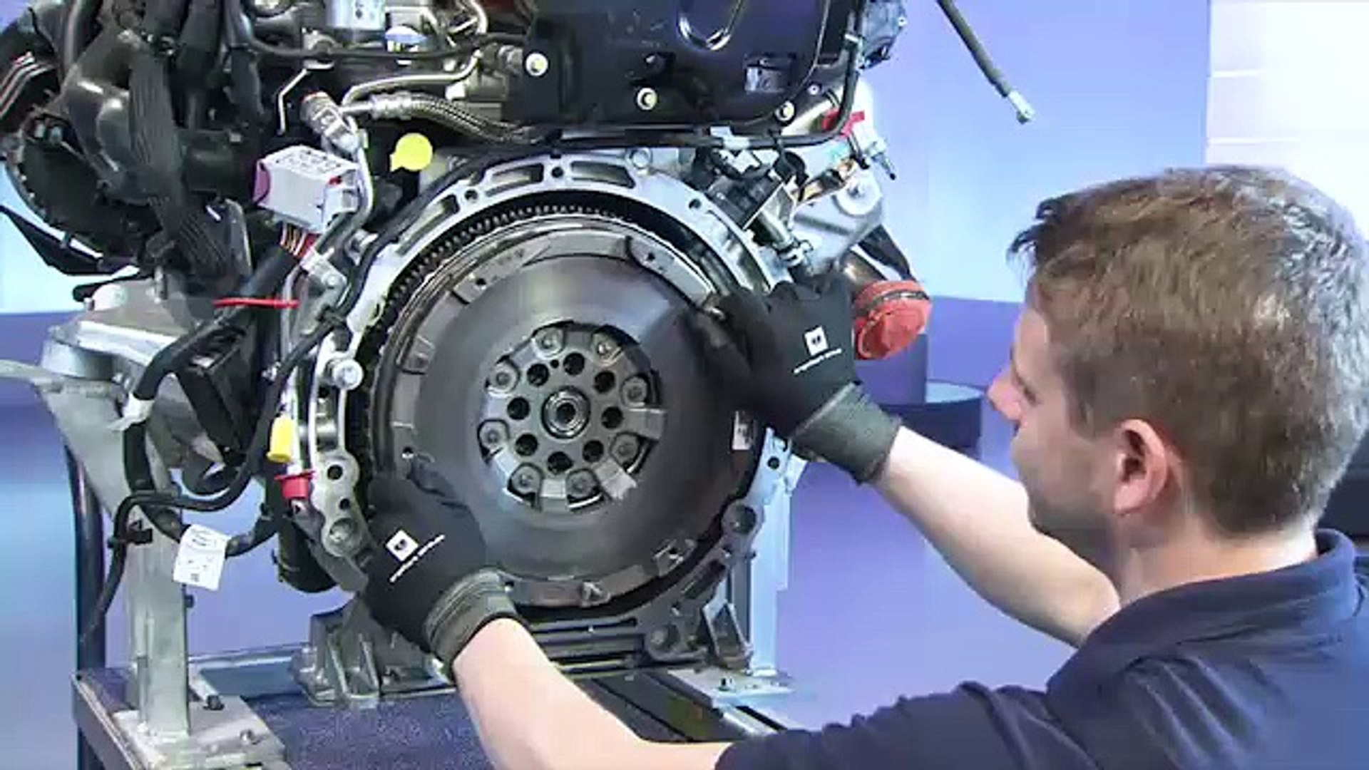 Sens De Montage Disque Embrayage Luk Bimasse Contrôler le volant moteur bi-masse sur le moteur OM651 Contrôler le moteur  OM622 - Vidéo Dailymotion