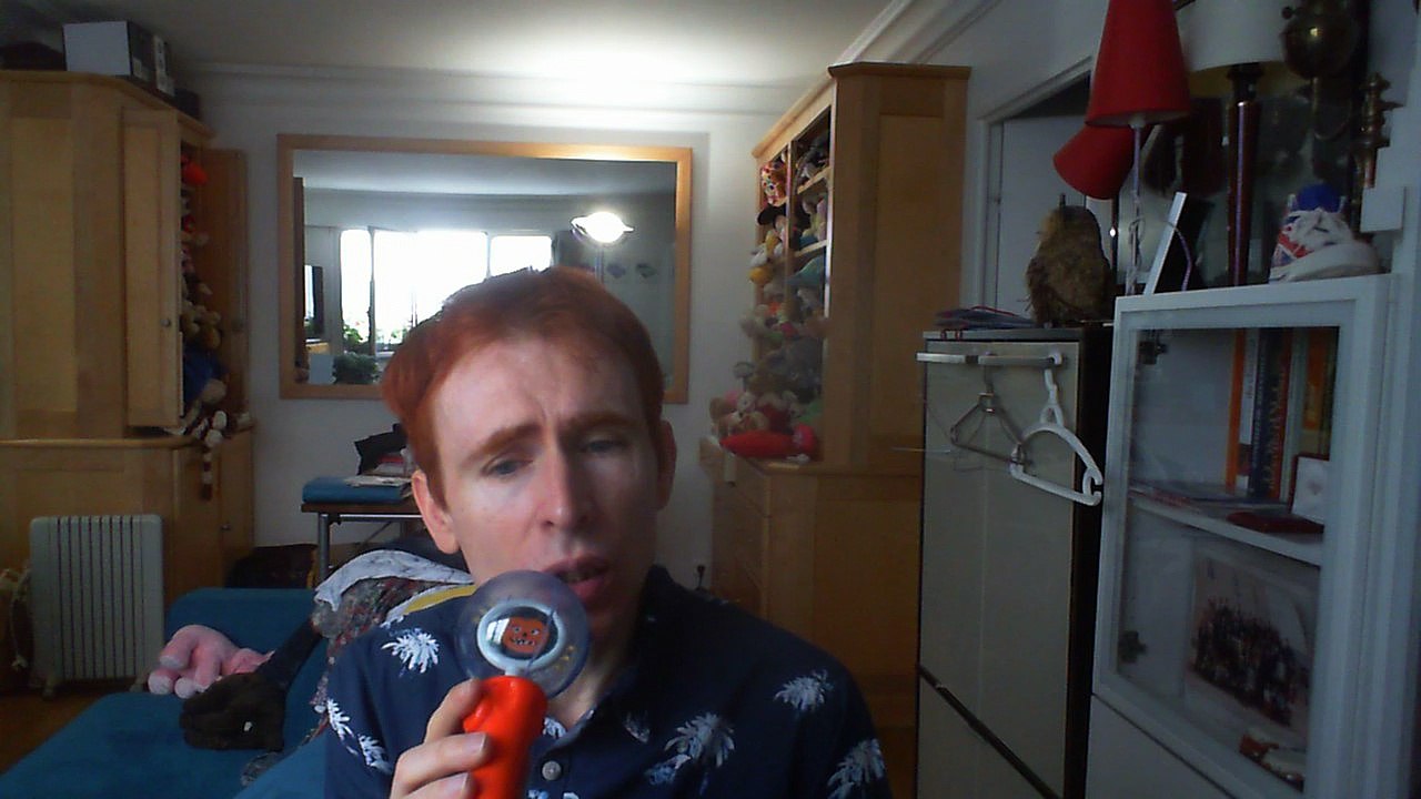 Wiwi égratigne "undertow" de Lisa Hannigan