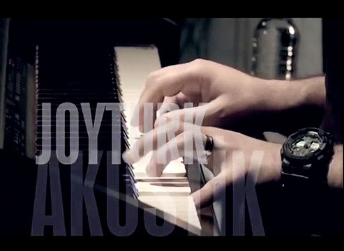 Emre Aydın - Akşamlarda Parmak İzlerin // JoyTürk Akustik