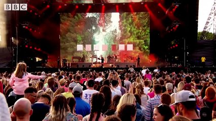 Clean Bandit Symphony (Radio 1s Big Weekend 2017)