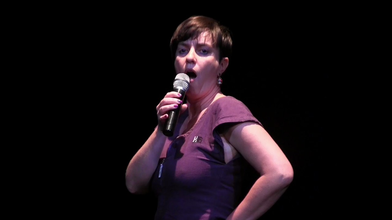 Sonia présentatrice