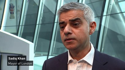 London Mayor condemns "out of touch" Kensington councillors