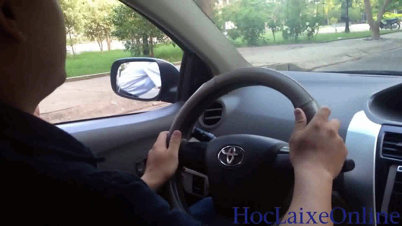 Huong dan hoc lai oto - biet lai xe trong 1h
