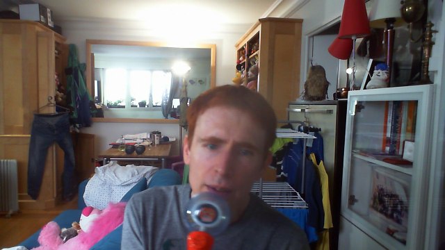 Wiwi égratigne on silent wings de Tina Turner & Sting