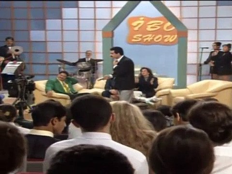 İbrahim Tatlıses - Ayağında Kundura