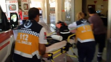 Kazada 2 Yaşındaki Çocuk Öldü, Anne ve Baba Ağır Yaralandı