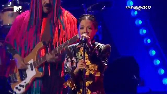 Natalia Lafourcade Y Café Tacvba (TU SI SABES QUERERME, FUTURO, LAS FLORES) En VIVO #MTVMI