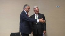 KKTC Cumhurbaşkanı Akıncı, İngiltere Devlet Bakanı Duncan ile Görüştü