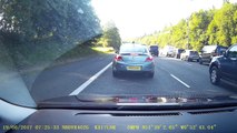 Une Mercedes a essayé de se débarrasser d'un embouteillage,elle obtient un instant karma