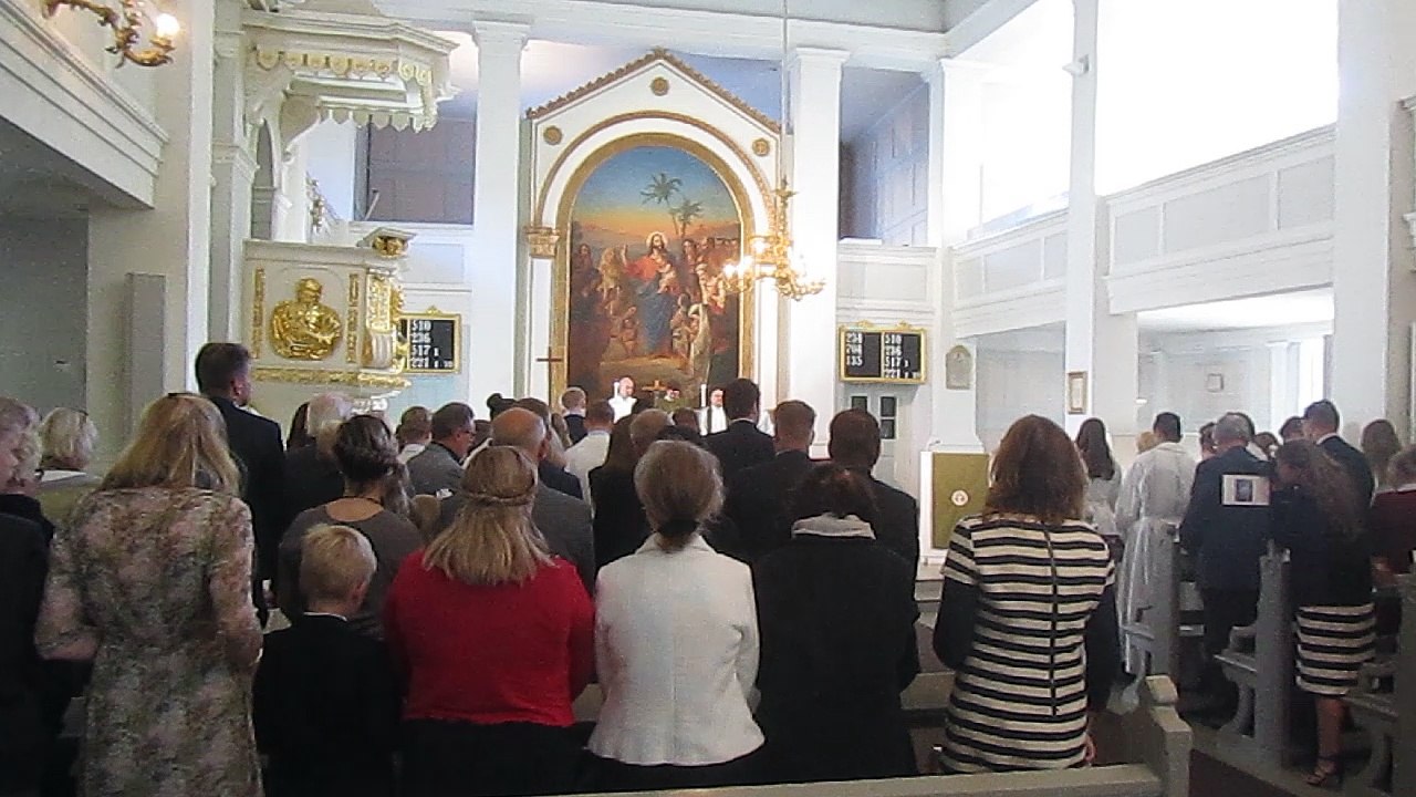 Laulua konfirmaatiossa 2015