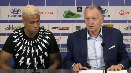 Tải video: Foot - Transfert : Aulas «Une opération un peu exceptionnelle»