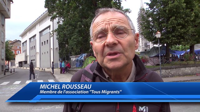 Hautes-Alpes : les migrants et membres d'association reçus par le préfet, Philippe Court