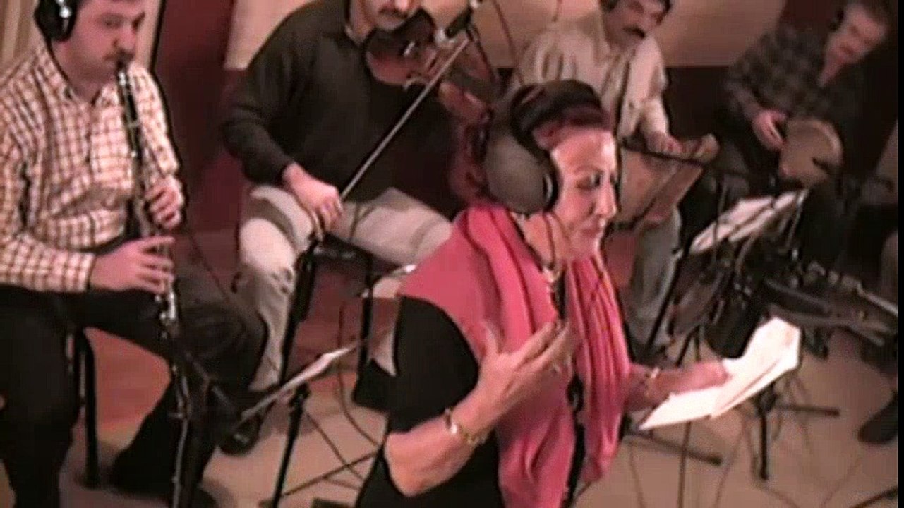 MÜZEYYEN SENAR & TARKAN  - Benzemez Kimse Sana